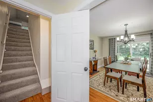 25 Wright Ln, Hamden, CT 06517 - Photo 30