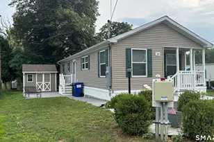 39 Greenlawn Dr, Danbury, CT 06810 - Photo 2