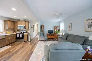 39 Greenlawn Dr, Danbury, CT 06810 - Photo 6