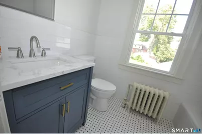 20 Mountain Street, Hartford, CT 06106 - Photo 10