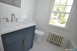 20 Mountain St, Hartford, CT 06106 - Photo 10