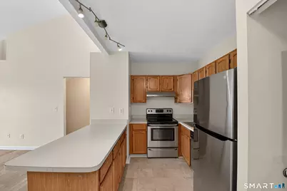471 Whalley Avenue #D, New Haven, CT 06511 - Photo 4