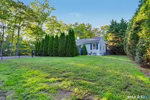 360 Pansy Rd, Fairfield, CT 06824 - Photo 38