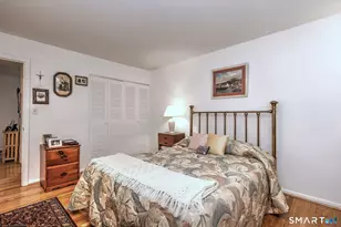 25 Charlton Hill Rd, Hamden, CT 06518 - Photo 28