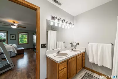 91 Ford Street, Ansonia, CT 06401 - Photo 20