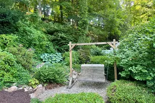 48 Home Pl, Branford, CT 06405 - Photo 32