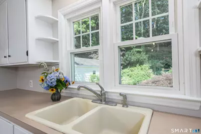 48 Home Place, Branford, CT 06405 - Photo 18