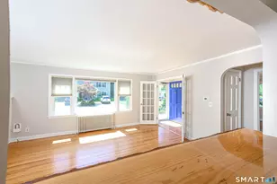 48 Home Pl, Branford, CT 06405 - Photo 8