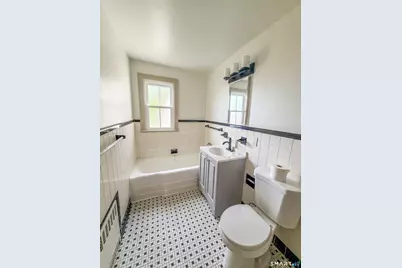 14 Pease Avenue, Middletown, CT 06457 - Photo 6