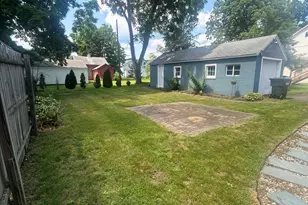 88 River St, Thomaston, CT 06787 - Photo 2