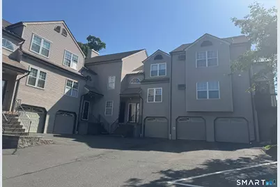 782 Oronoke Road #32, Waterbury, CT 06708 - Photo 2