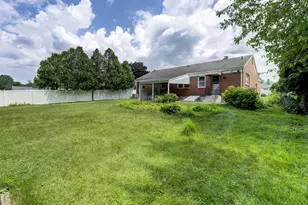 65 Barstow Dr, Wethersfield, CT 06109 - Photo 2