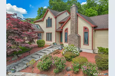 604 Brownstone Ridge, Meriden, CT 06451 - Photo 2
