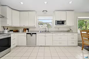32 Arbor Rd, Stamford, CT 06903 - Photo 6