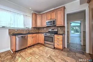 153 Chapel St, Milford, CT 06460 - Photo 12