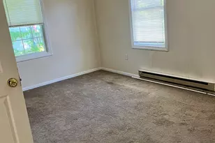 16 Dudley St, Bristol, CT 06010 - Photo 6