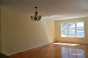18 Oak Branch Dr, Brookfield, CT 06804 - Photo 4