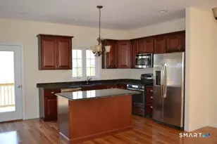 18 Oak Branch Dr, Brookfield, CT 06804 - Photo 2