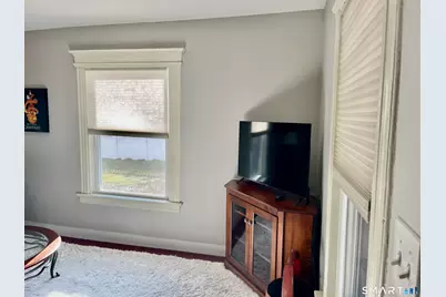 10 Cottage Street, Windsor, CT 06095 - Photo 8