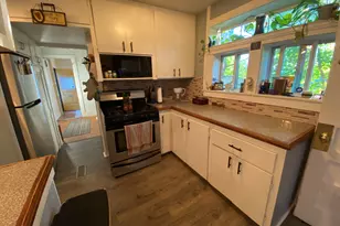 16 Franklin Street, Putnam, CT 06260 - Photo 6