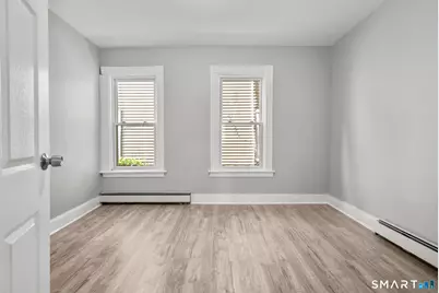 30 North Walnut Street, Waterbury, CT 06704 - Photo 12