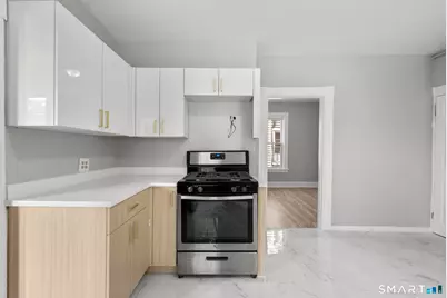 30 North Walnut Street, Waterbury, CT 06704 - Photo 10