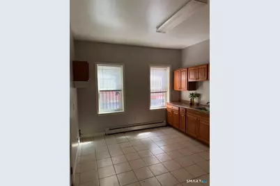 62-64 Bedford Street #1, Hartford, CT 06120 - Photo 4