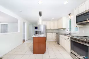 47 Paper Chase Trail, Avon, CT 06001 - Photo 12