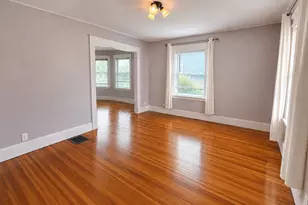 132 Clinton St, Waterbury, CT 06710 - Photo 4
