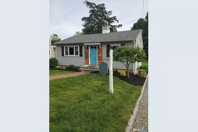 28 Church Street, Old Saybrook, CT 06475 - Photo 1