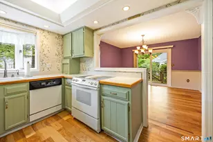 2 Saxon Woods Ct, Cheshire, CT 06410 - Photo 8