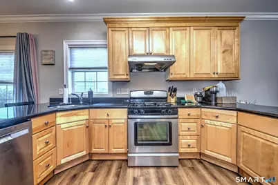 12 Landin Street #A, Woodbridge, CT 06525 - Photo 10