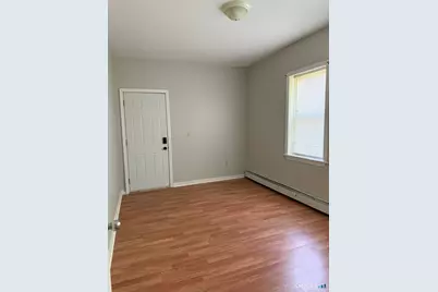 62-64 Bedford Street #3, Hartford, CT 06120 - Photo 8