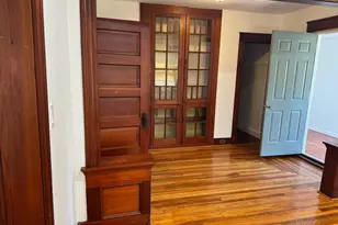 226 Broad St, Meriden, CT 06450 - Photo 4