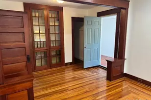 226 Broad St, Meriden, CT 06450 - Photo 8