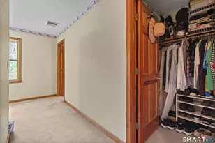 38 Pebble Brook Ct, Berlin, CT 06037 - Photo 16