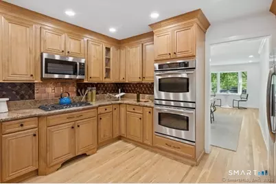 88 Edward Place, Stamford, CT 06905 - Photo 6