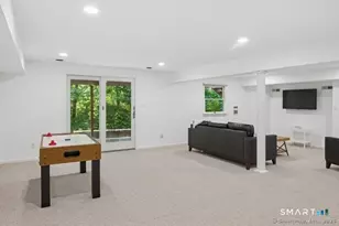 88 Edward Pl, Stamford, CT 06905 - Photo 30
