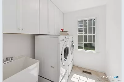 88 Edward Place, Stamford, CT 06905 - Photo 18