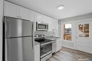 454 West St, Bristol, CT 06010 - Photo 2