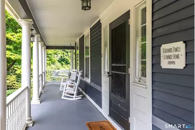 11 Pleasant Street, Woodbury, CT 06798 - Photo 2