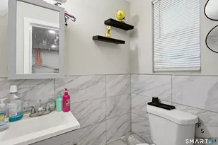 24 Park Terrace, Hartford, CT 06106 - Photo 18