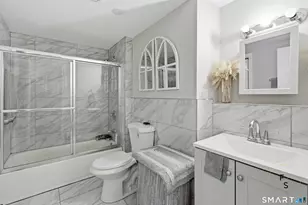 24 Park Terrace, Hartford, CT 06106 - Photo 20