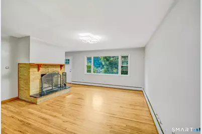 380 Farmington Avenue, Waterbury, CT 06710 - Photo 6