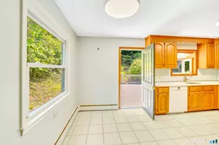 380 Farmington Ave, Waterbury, CT 06710 - Photo 4