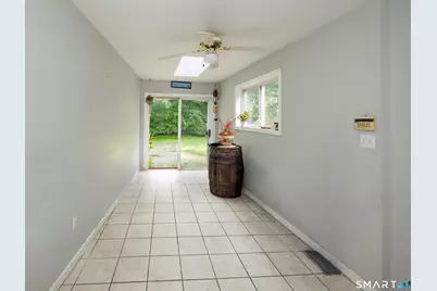 112 Leigh Drive, East Haven, CT 06512 - Photo 12