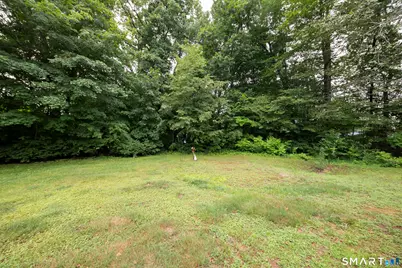 112 Leigh Drive, East Haven, CT 06512 - Photo 36