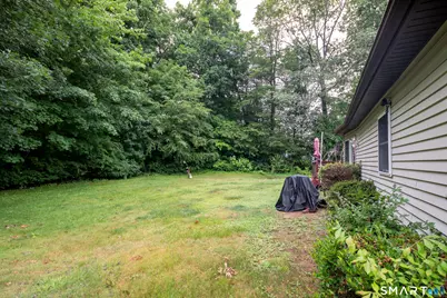 112 Leigh Drive, East Haven, CT 06512 - Photo 32