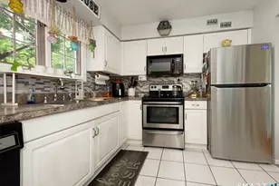 112 Leigh Dr, East Haven, CT 06512 - Photo 4