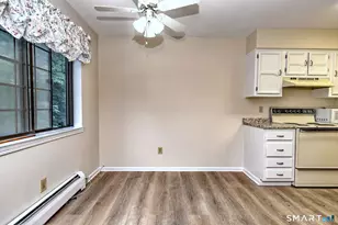 359 Foxwood Ln, Milford, CT 06461 - Photo 6